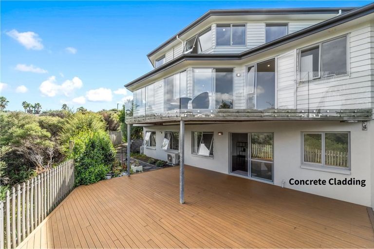 Photo of property in 25 Ballyboe Place, Pinehill, Auckland, 0632