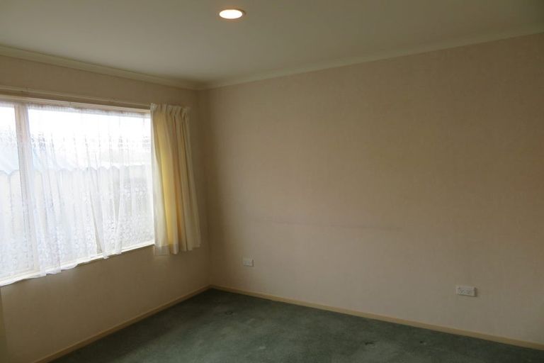 Photo of property in 38 Millhouse Drive, Northpark, Auckland, 2013