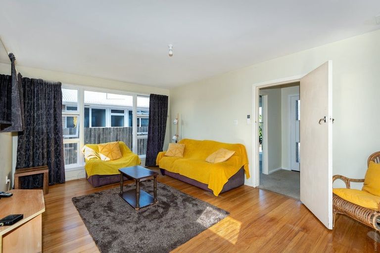 Photo of property in 158 Pacific Road, North New Brighton, Christchurch, 8083