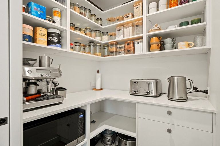 Photo of property in 6 Cheviot Street, Jacks Point, 9371