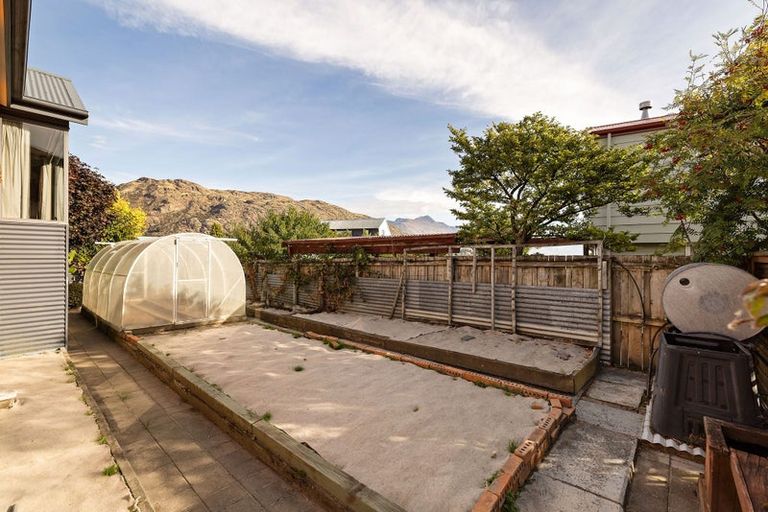 Photo of property in 17 Mcbride Street, Frankton, Queenstown, 9300