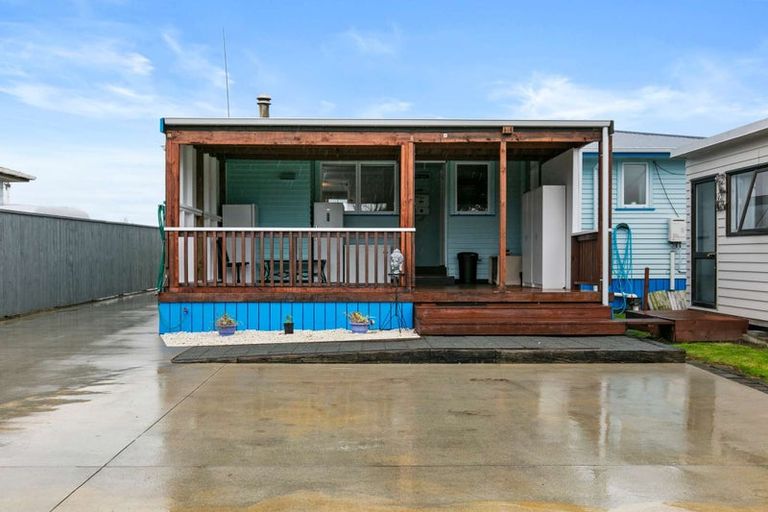 Photo of property in 48 College Road, Edgecumbe, 3120