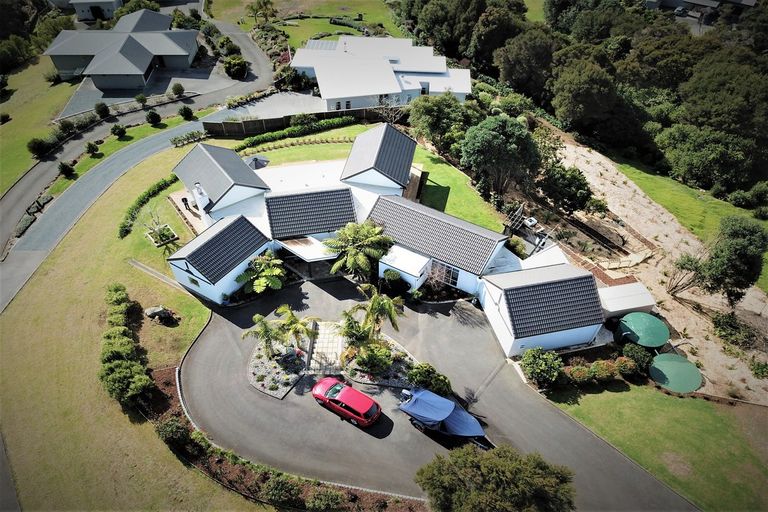Photo of property in 36 Rarere Terrace, Kerikeri, 0230