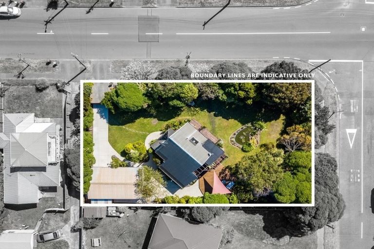 Photo of property in 10 Aston Drive, Waimairi Beach, Christchurch, 8083