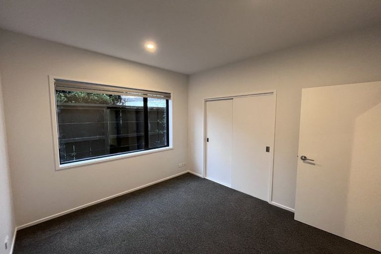 Photo of property in 2 Parachute Crescent, Papakura, 2110