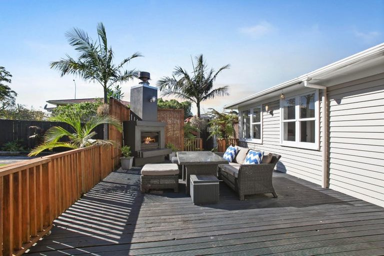 Photo of property in 47 Universal Drive, Henderson, Auckland, 0610