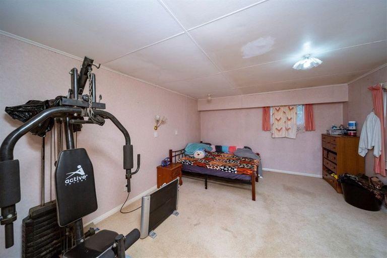 Photo of property in 1580 South Road, Manutahi, Patea, 4598