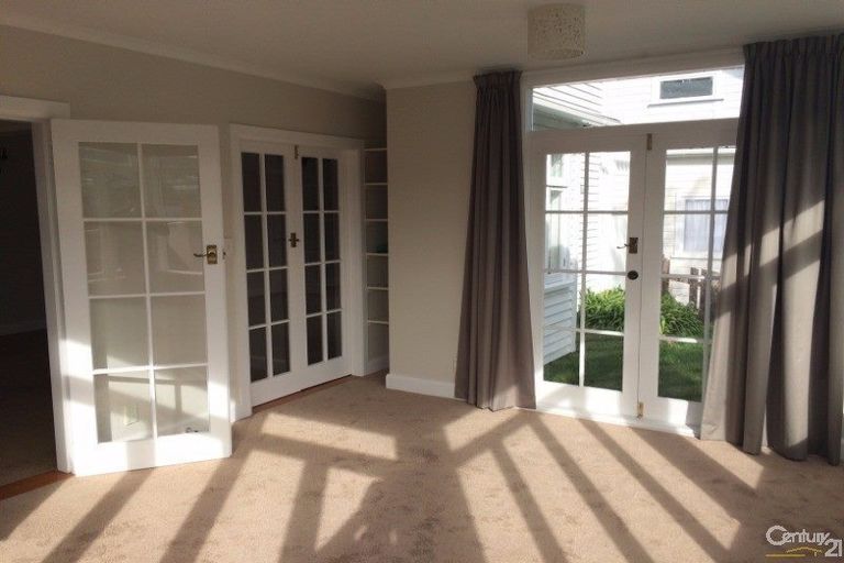 Photo of property in 43 Sefton Street, Wadestown, Wellington, 6012