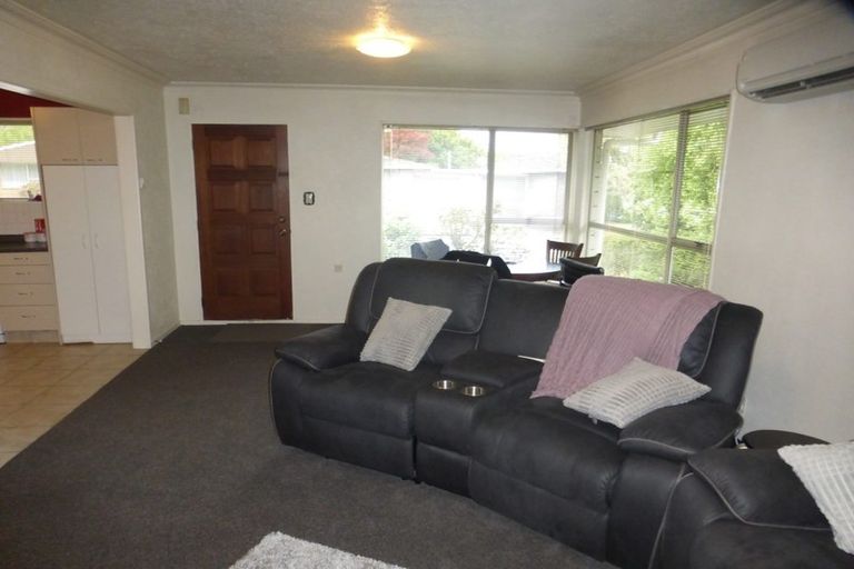 Photo of property in 2/10 Urella Place, Spreydon, Christchurch, 8024