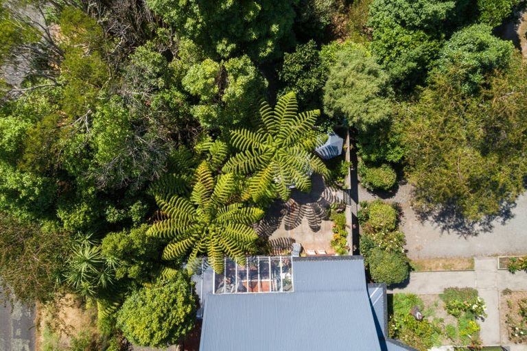 Photo of property in 355 Turitea Road, Turitea, Palmerston North, 4472