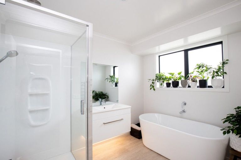 Photo of property in 35 Costello Drive, Ngatea, 3503