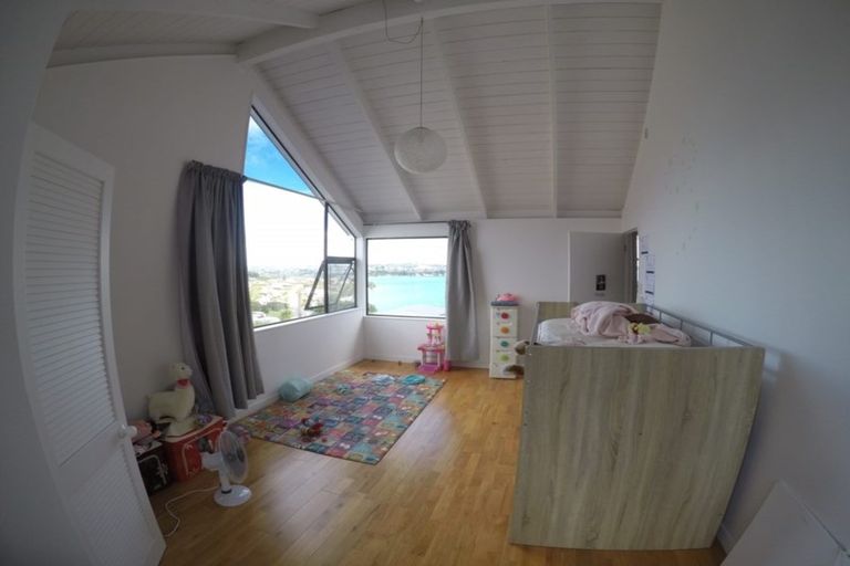 Photo of property in 1126 Whangaparaoa Road, Tindalls Beach, Whangaparaoa, 0930