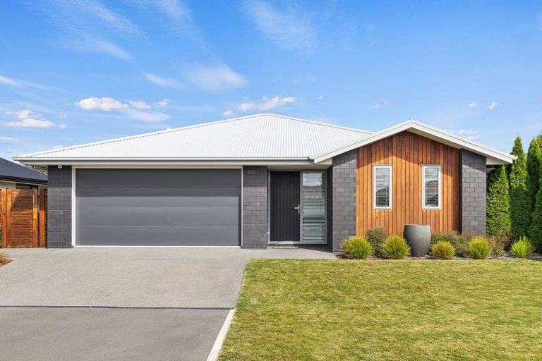 Photo of property in 16 Hungerford Drive, Rolleston, 7615