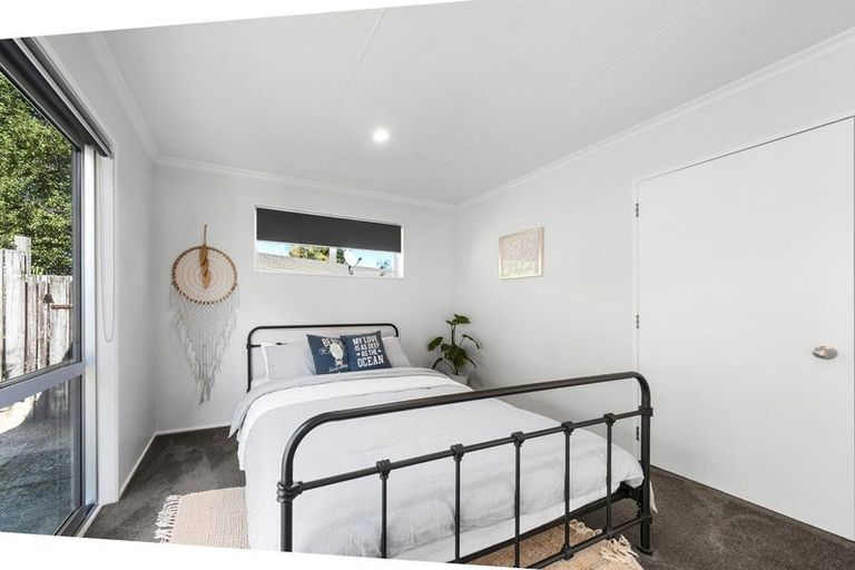 Photo of property in 4 Puketotara Street, Highlands Park, New Plymouth, 4312