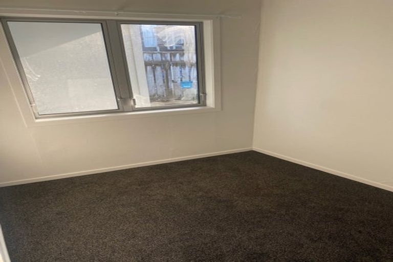 Photo of property in 40a Belt Road, Moturoa, New Plymouth, 4310