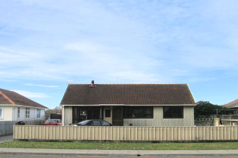 Photo of property in 904 Grove Road, Mayfair, Hastings, 4122