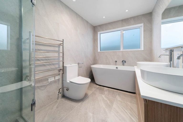 Photo of property in 123a Forrest Hill Road, Forrest Hill, Auckland, 0620