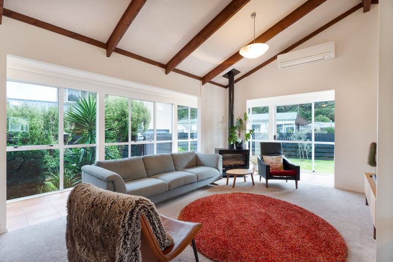 Photo of property in 11 Tulsa Grove, Totara Park, Upper Hutt, 5018