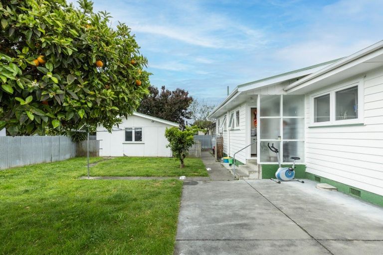 Photo of property in 3 Cranby Crescent, Onekawa, Napier, 4110