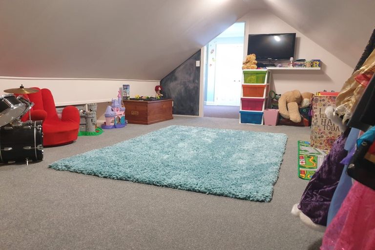 Photo of property in 7 The Topdeck, Whitby, Porirua, 5024