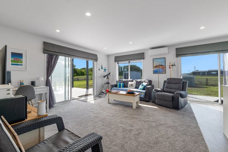 Photo of property in 385b Tipoka Road, Rahotu, Opunake, 4685