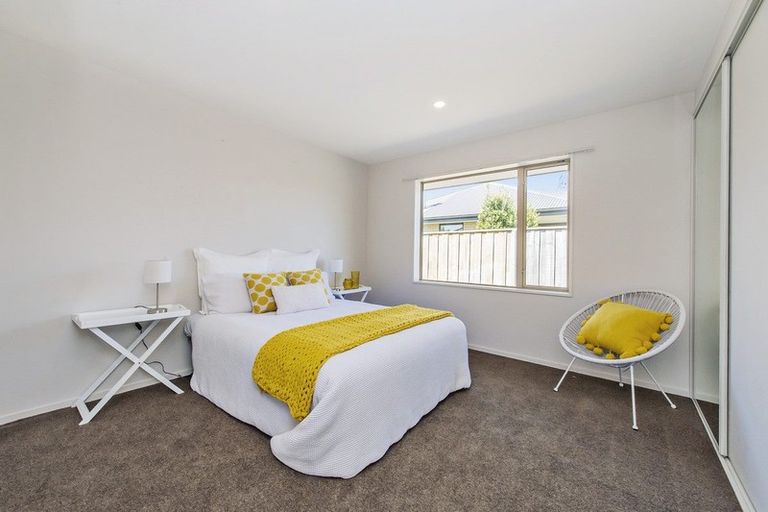 Photo of property in 4 Pipiri Street, Pegasus, 7612