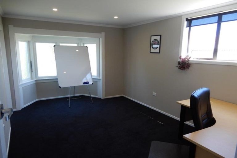 Photo of property in 47 Glover Road, Hawera, 4610