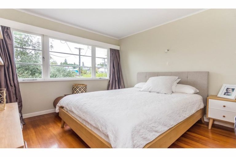 Photo of property in 1/18 Parker Avenue, New Lynn, Auckland, 0600