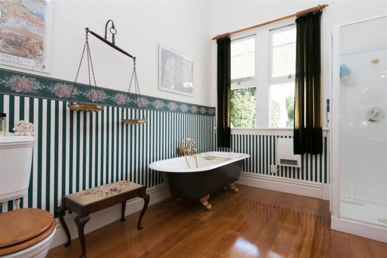 Photo of property in 367 Whitford Road, Whitford, Howick, 2571