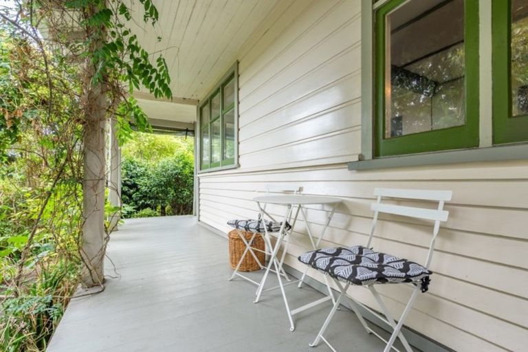 Photo of property in 27 Baroda Street, Khandallah, Wellington, 6035