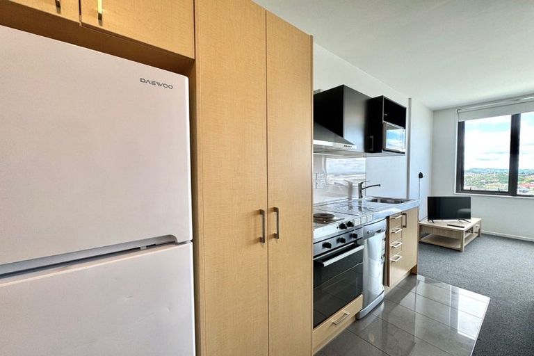 Photo of property in Twin Towers, 1110/17 Putney Way, Manukau, Auckland, 2104