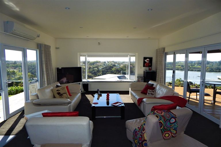 Photo of property in 36 Rarere Terrace, Kerikeri, 0230