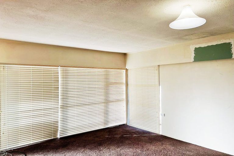 Photo of property in 495 Great South Road, Opaheke, Papakura, 2113