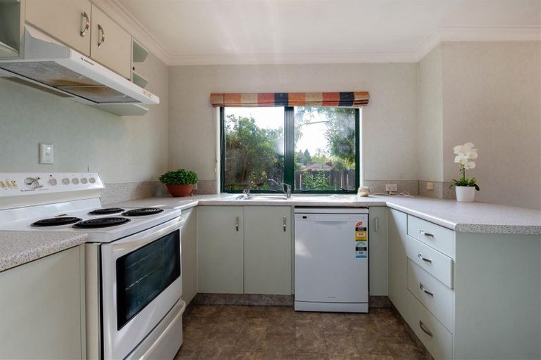 Photo of property in 1/11 Mckee Avenue, Fenton Park, Rotorua, 3010