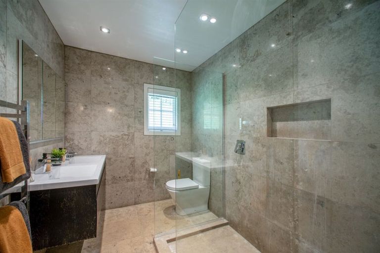 Photo of property in 1469 East Coast Road, Redvale, Albany, 0794