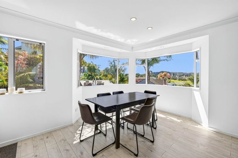 Photo of property in 21 Kotanui Avenue, Army Bay, Whangaparaoa, 0930