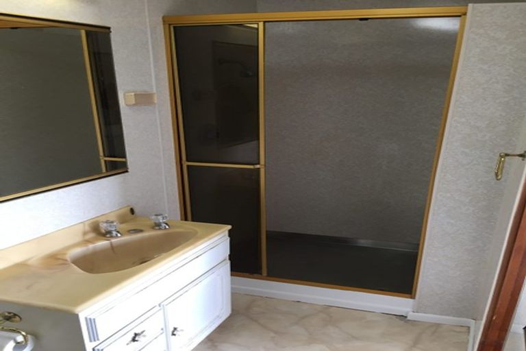 Photo of property in 19 Whaui Street, Vogeltown, Wellington, 6021