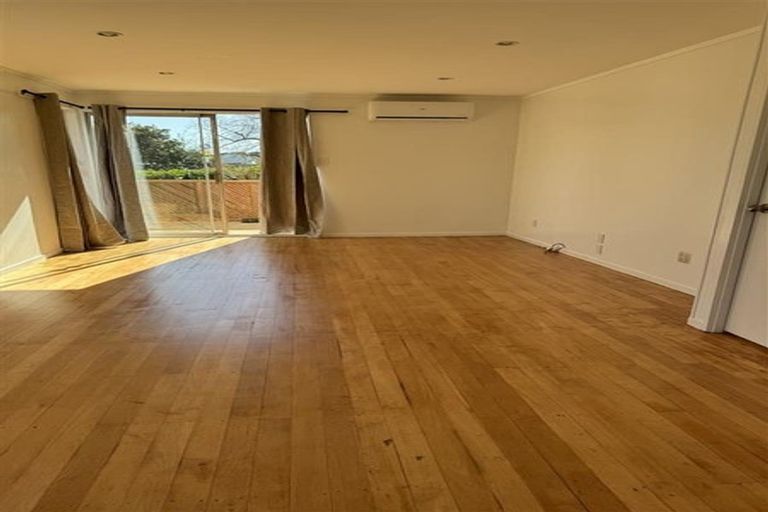 Photo of property in 36 Reelick Avenue, Pakuranga Heights, Auckland, 2010