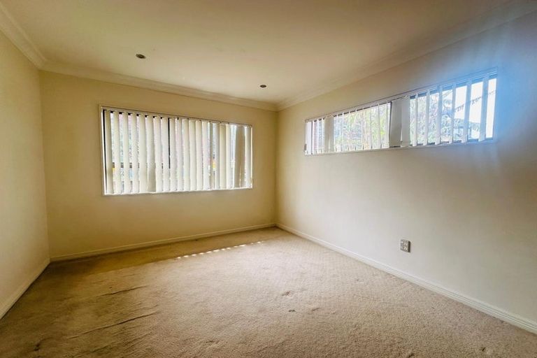 Photo of property in 3 Paulownia Place, Totara Heights, Auckland, 2105