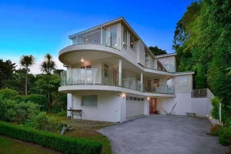 Photo of property in 33a Manly Esplanade, Browns Bay, Auckland, 0630