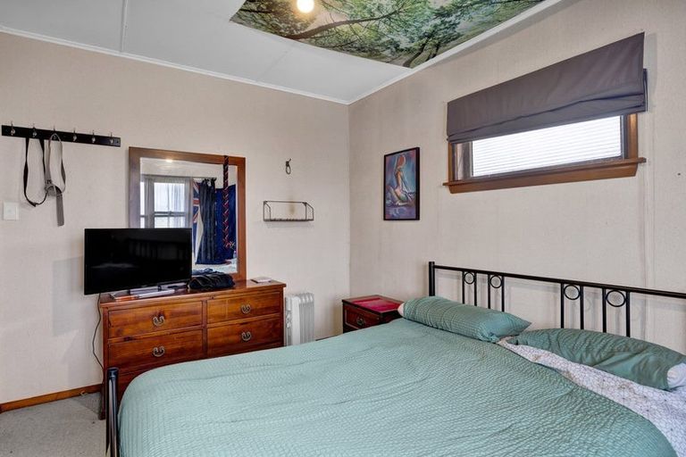 Photo of property in 239 Tawhiti Road, Hawera, 4672