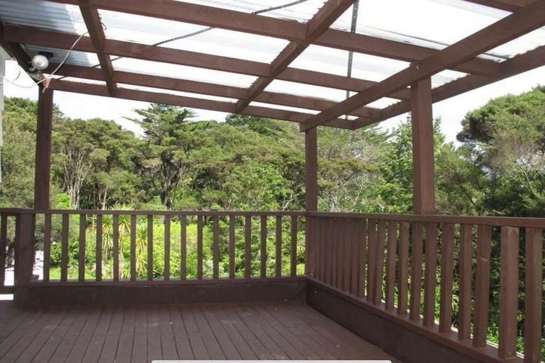 Photo of property in 32 Glencourt Place, Glenfield, Auckland, 0629