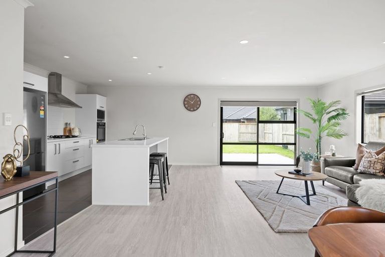 Photo of property in 19 Teatree Close, Huntington, Hamilton, 3210