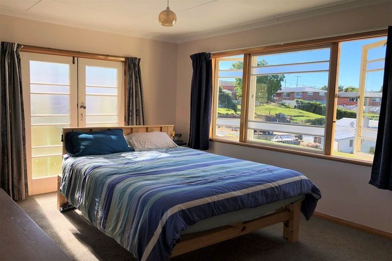 Photo of property in 6 Ross Street, Balclutha, 9230