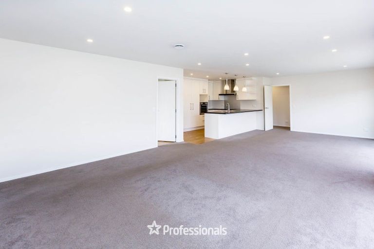 Photo of property in 3 Poulson Grove, Trentham, Upper Hutt, 5018