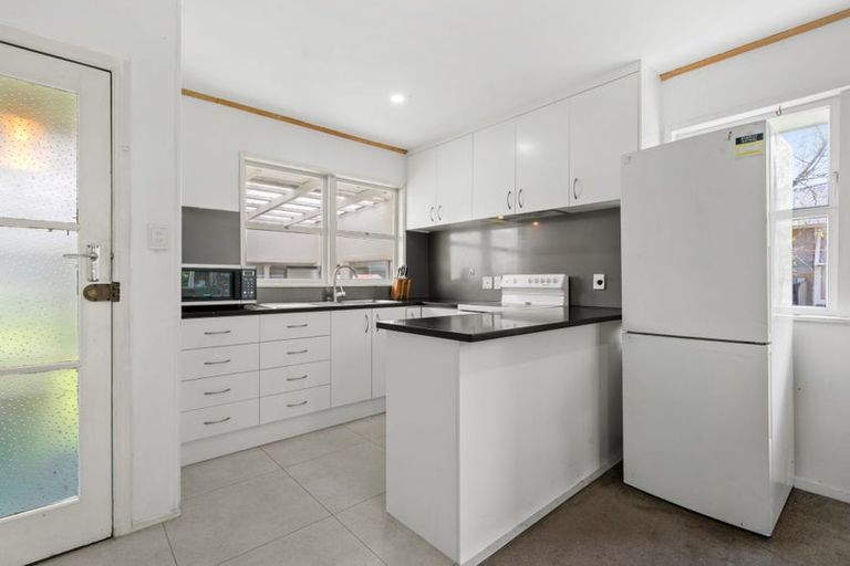 Photo of property in 13 Albion Place, Papakura, 2110