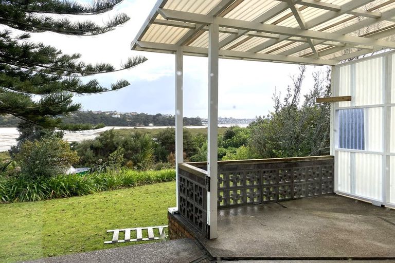 Photo of property in 829 Te Atatu Road, Te Atatu Peninsula, Auckland, 0610