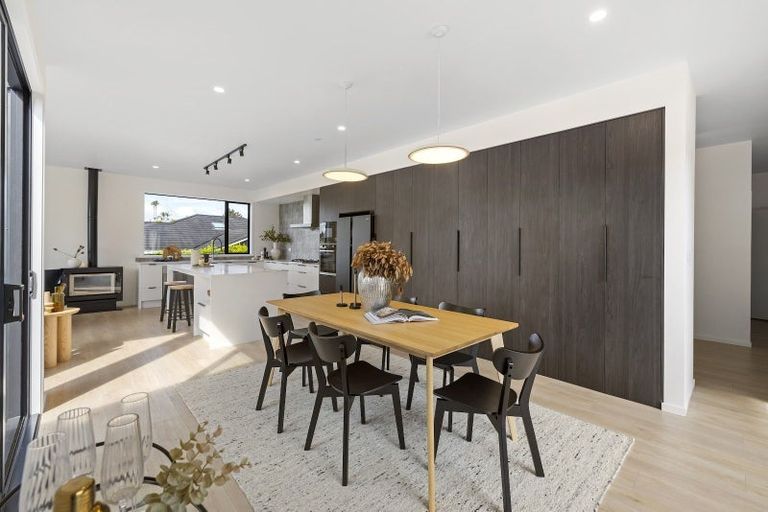 Photo of property in 102 Moffat Road, Bethlehem, Tauranga, 3110