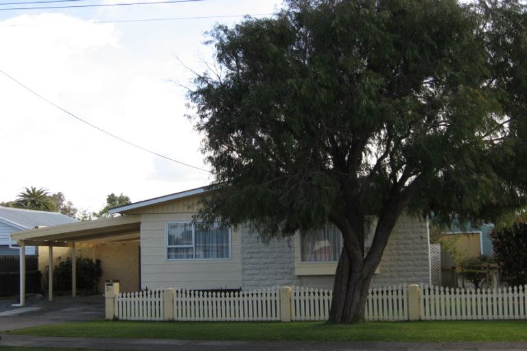 Photo of property in 2c Nikau Street, Tawhero, Whanganui, 4501