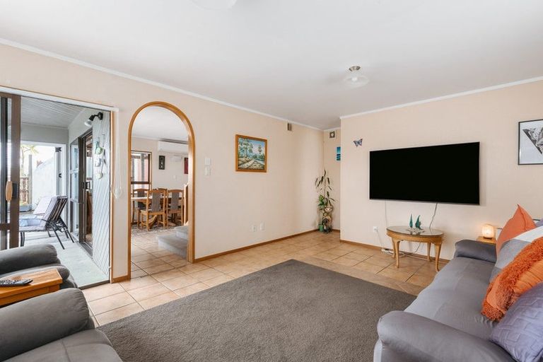 Photo of property in 8a Alpha Avenue, Coastlands, Whakatane, 3120